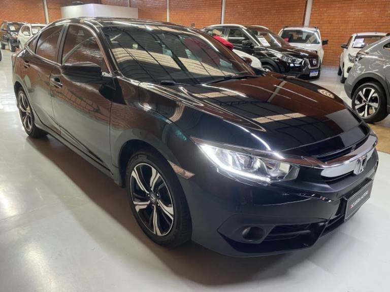 HONDA - CIVIC - 2018/2018 - Preta - R$ 109.990,00