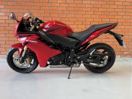 HONDA - CBR 600F - 2014/2014 - Vinho - R$ 41.990,00