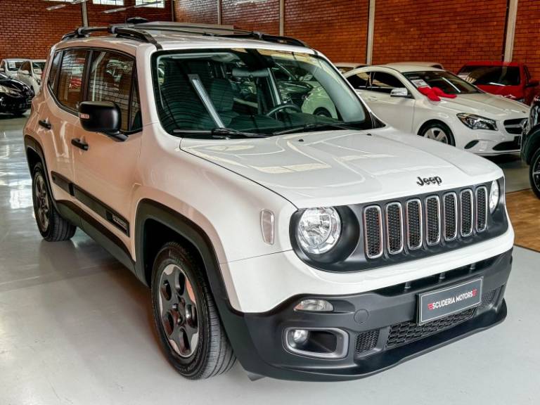 JEEP - RENEGADE - 2015/2016 - Branca - R$ 69.990,00