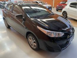 TOYOTA - YARIS - 2021/2021 - Preta - R$ 84.990,00