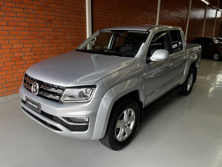 VOLKSWAGEN - AMAROK - 2017/2017 - Prata - R$ 124.990,00