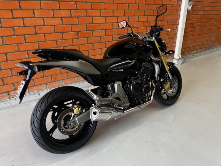 HONDA - CB 600F - 2008/2008 - Preta - R$ 40.990,00