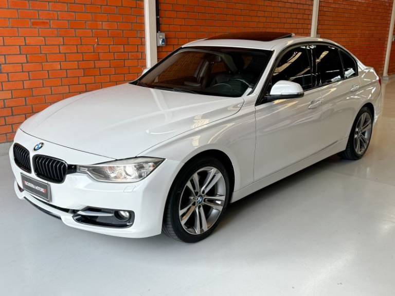 BMW - 328I - 2014/2014 - Branca - R$ 112.990,00