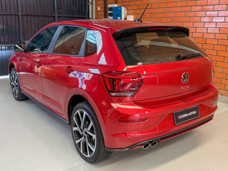 VOLKSWAGEN - POLO - 2024/2024 - Vermelha - R$ 129.990,00