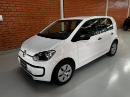 VOLKSWAGEN - UP - 2017/2017 - Branca - R$ 42.990,00