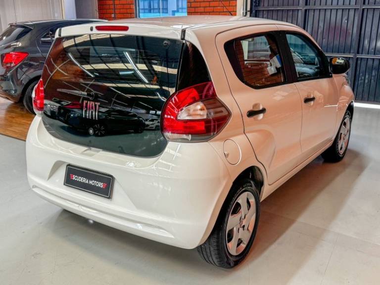 FIAT - MOBI - 2020/2020 - Branca - R$ 48.990,00