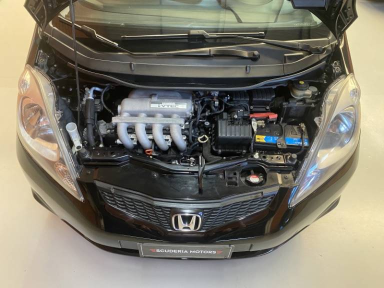 HONDA - FIT - 2010/2010 - Preta - R$ 38.990,00