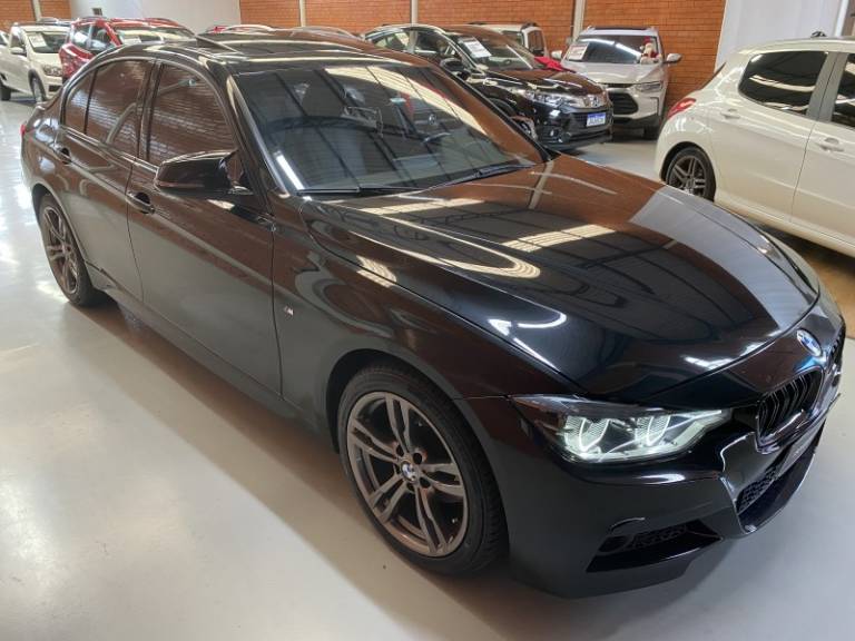 BMW - 320I - 2017/2017 - Preta - R$ 138.900,00