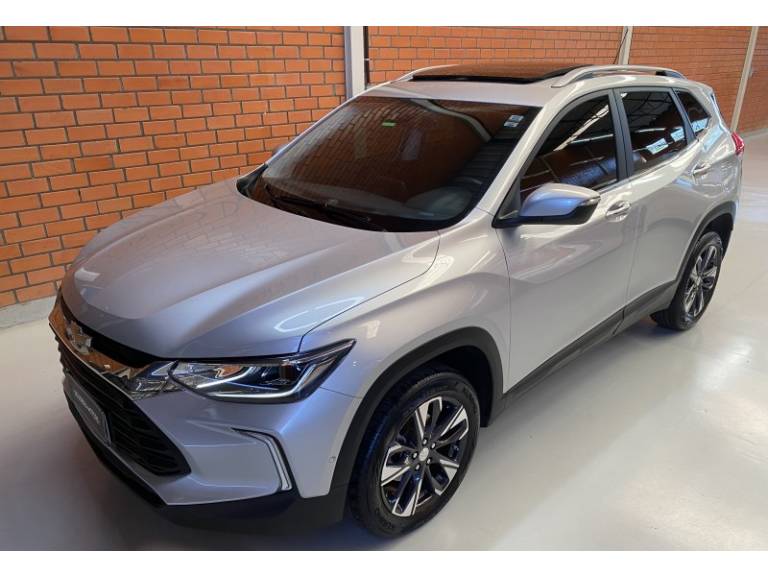 CHEVROLET - TRACKER - 2023/2023 - Prata - R$ 129.990,00