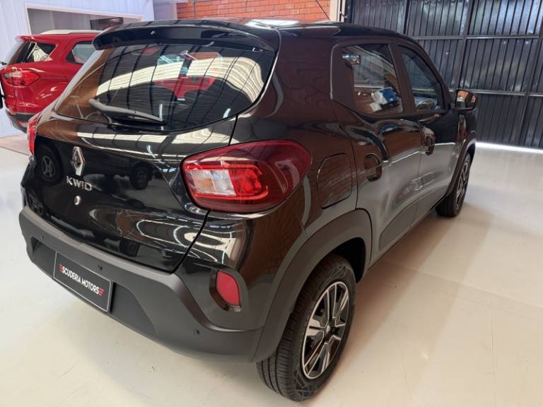 RENAULT - KWID - 2023/2023 - Preta - R$ 57.990,00