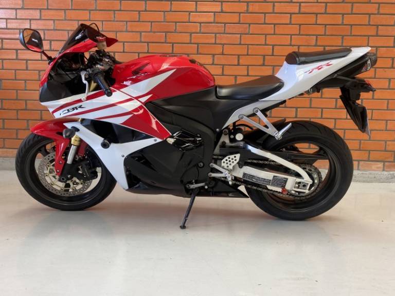 HONDA - CBR 600RR - 2012/2012 - Branca - R$ 46.990,00