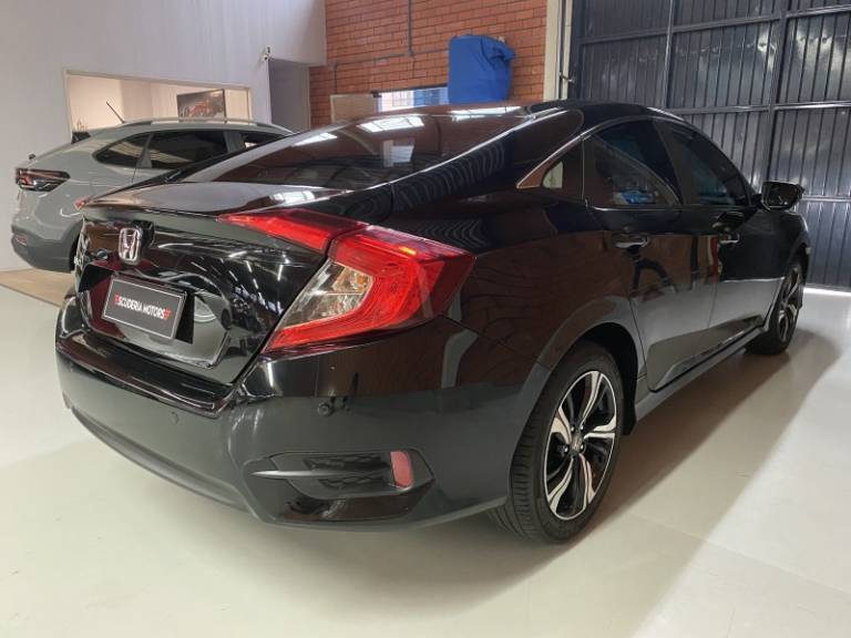 HONDA - CIVIC - 2018/2018 - Preta - R$ 109.990,00