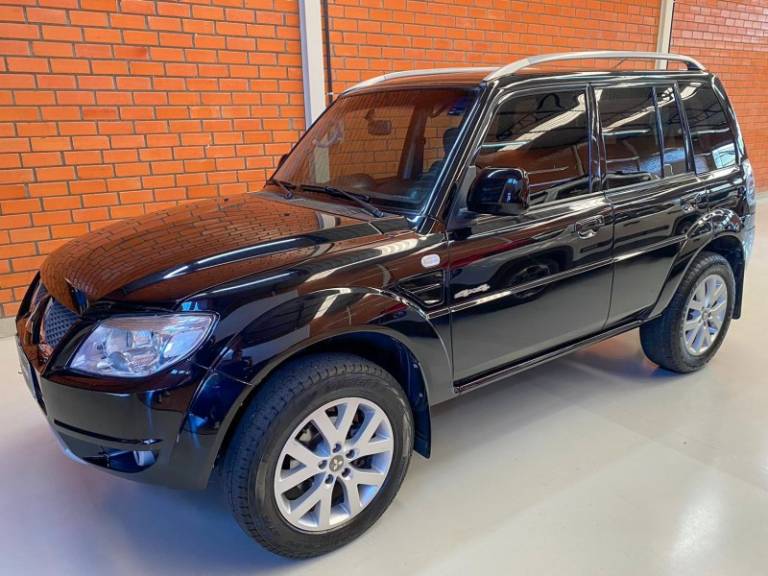 MITSUBISHI - PAJERO TR4 - 2011/2012 - Preta - R$ 63.990,00