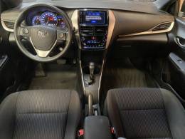 TOYOTA - YARIS - 2021/2021 - Preta - R$ 84.990,00