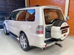 MITSUBISHI - PAJERO FULL - 2014/2014 - Branca - R$ 129.990,00