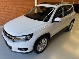 VOLKSWAGEN - TIGUAN - 2017/2017 - Branca - R$ 84.990,00