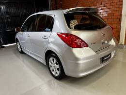 NISSAN - TIIDA - 2013/2013 - Prata - R$ 41.990,00