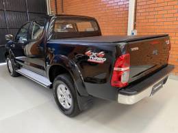 TOYOTA - HILUX - 2011/2011 - Preta - R$ 120.990,00