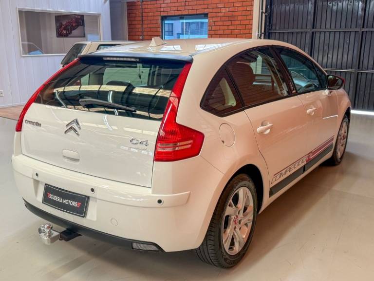 CITROËN - C4 - 2014/2014 - Branca - R$ 41.990,00