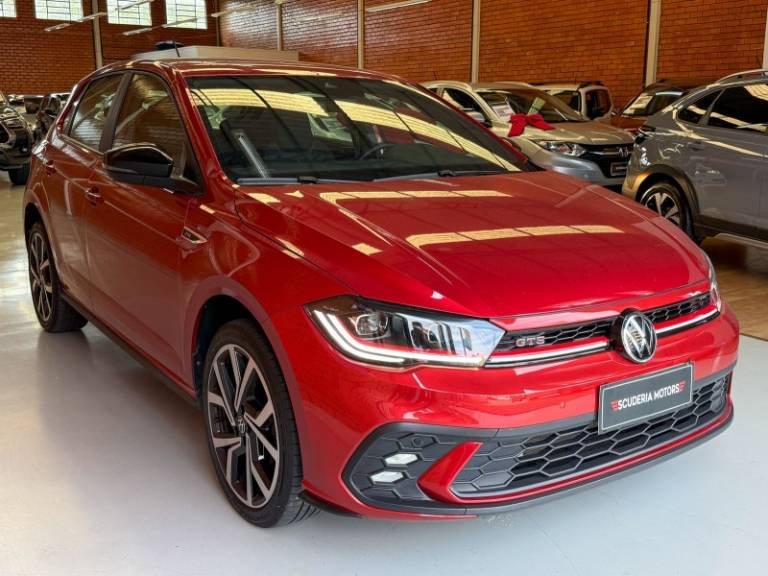 VOLKSWAGEN - POLO - 2024/2024 - Vermelha - R$ 129.990,00