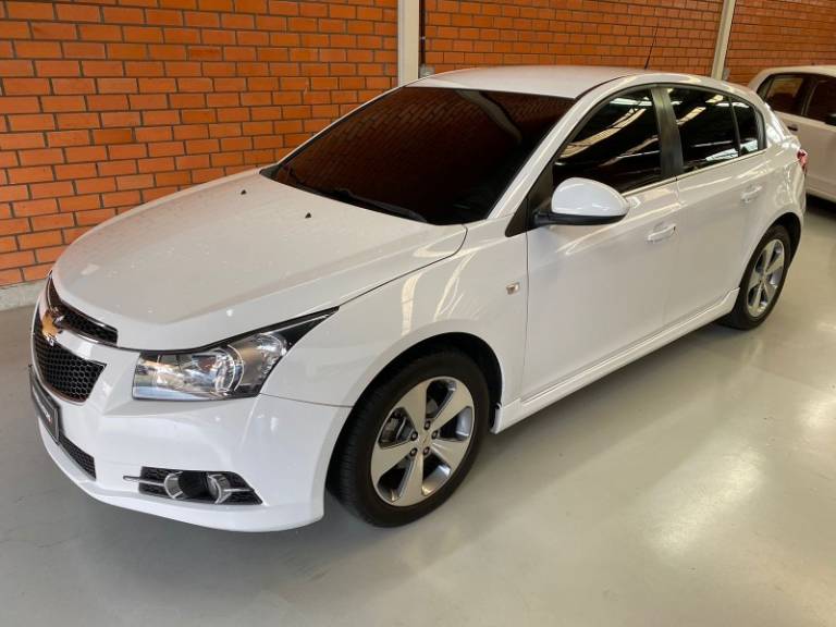 CHEVROLET - CRUZE - 2012/2012 - Branca - R$ 57.990,00