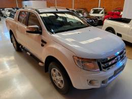 FORD - RANGER - 2014/2014 - Branca - R$ 116.990,00