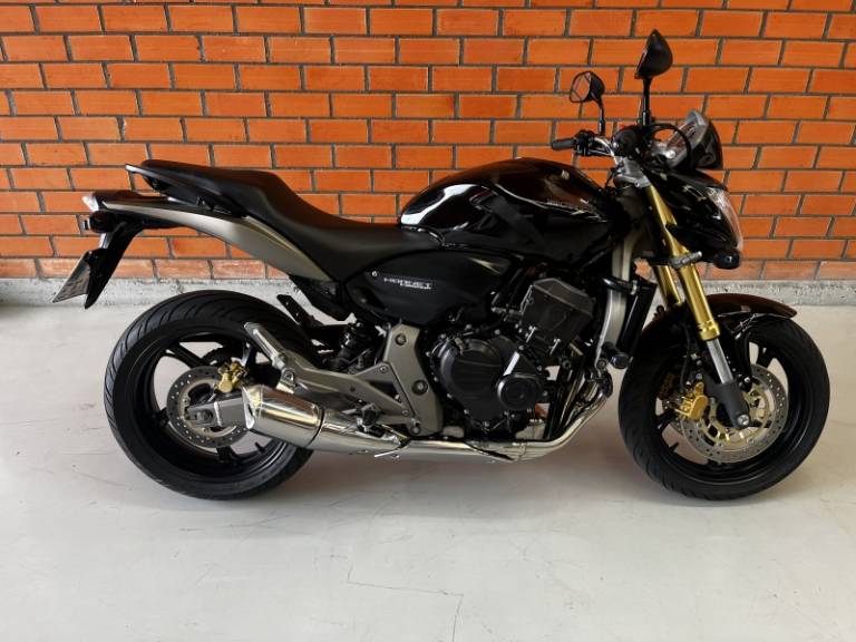 HONDA - CB 600F - 2008/2008 - Preta - R$ 39.990,00