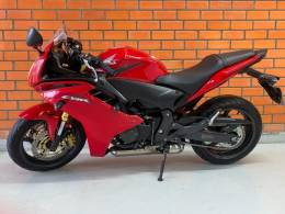 HONDA - CBR 600F - 2014/2014 - Vermelha - R$ 41.999,00