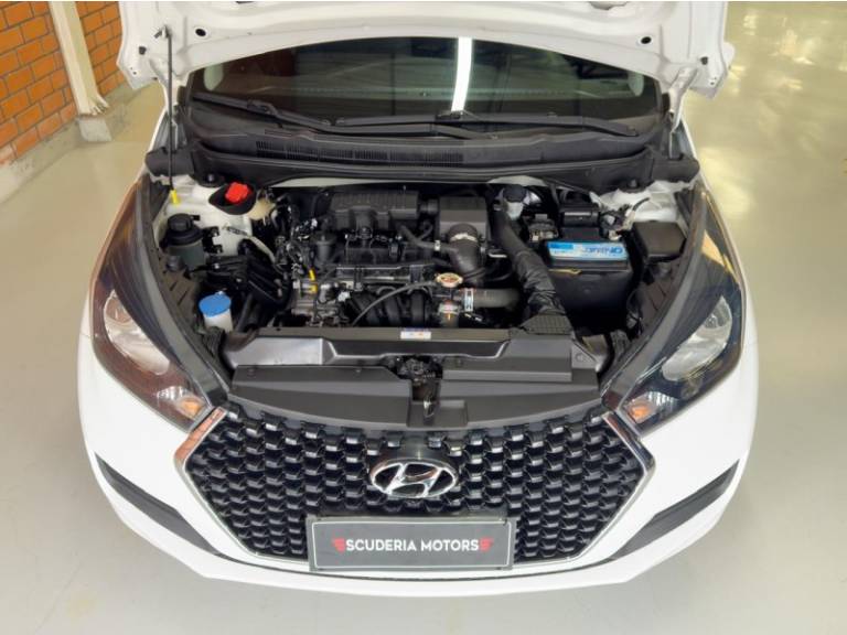 HYUNDAI - HB20S - 2019/2019 - Branca - R$ 59.990,00