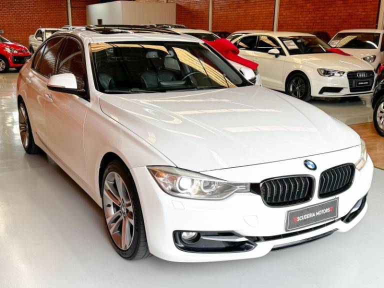 BMW - 328I - 2014/2014 - Branca - R$ 112.990,00