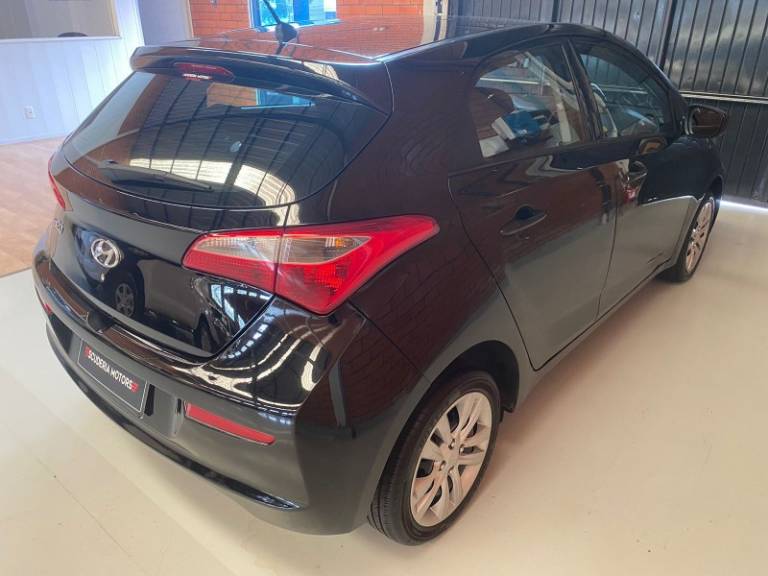 HYUNDAI - HB20 - 2017/2017 - Preta - R$ 47.990,00