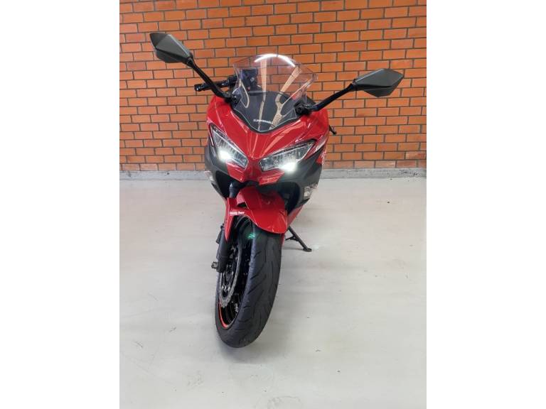 KAWASAKI - NINJA 400 - 2021/2021 - Vermelha - R$ 30.990,00