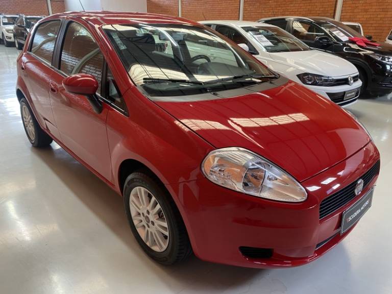 FIAT - PUNTO - 2012/2012 - Vermelha - R$ 34.990,00