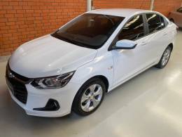 CHEVROLET - ONIX - 2023/2023 - Branca - R$ 91.990,00